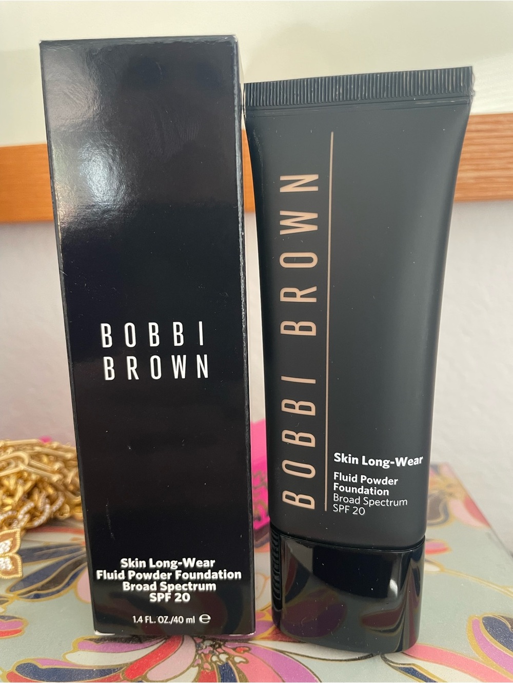 Bobbi Brown W-016 Warm Porcelain Foundation Tube & Box - Bran New